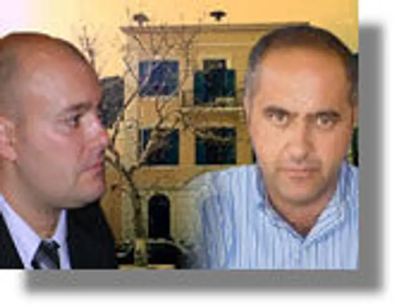 Μαίνεται η διαμάχη για την κοπή δέντρου στο Λακκί μεταξύ κ.κ. Κουμπάρου, Λουλουδιά – Δημάρχου Λέρου!!