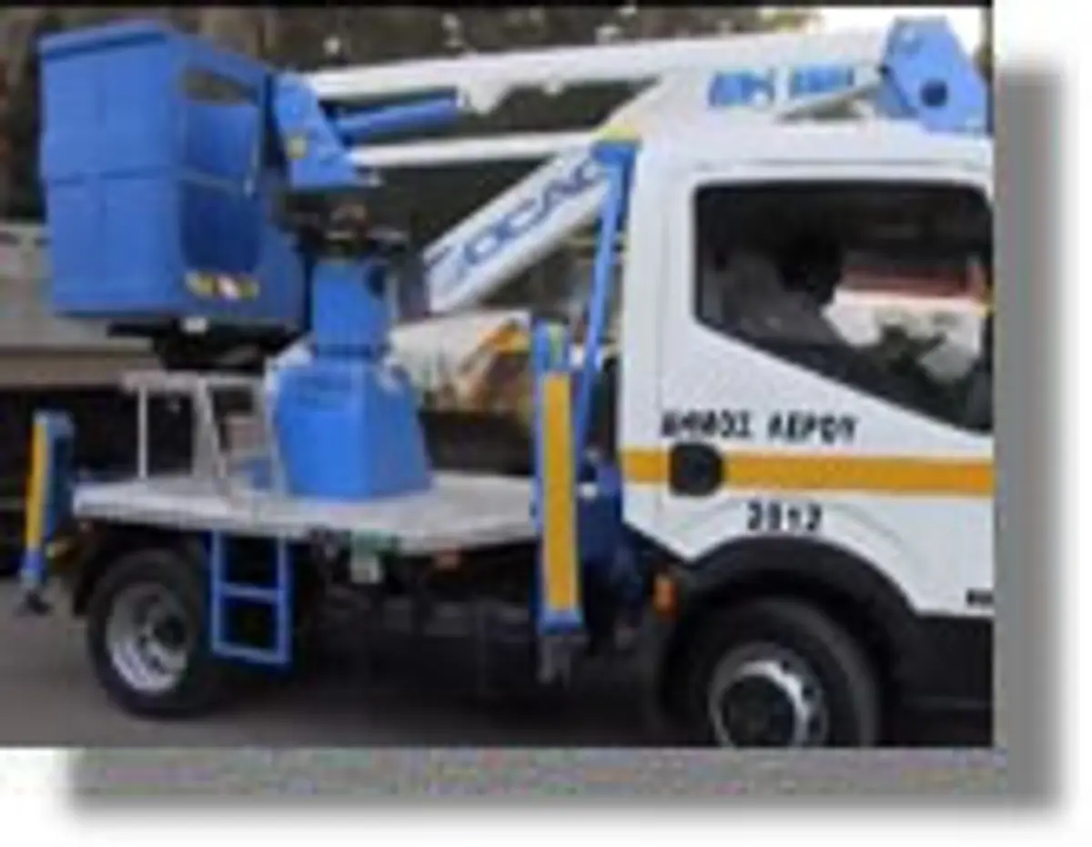 Καλαθοφόρο όχημα απέκτησε ο Δήμος Λέρου