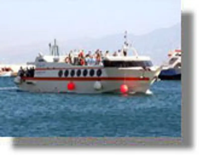 Ακινητοποιήθηκε το “Kalymnos Dolphin” λόγω βλάβης στην αριστερή μηχανή
