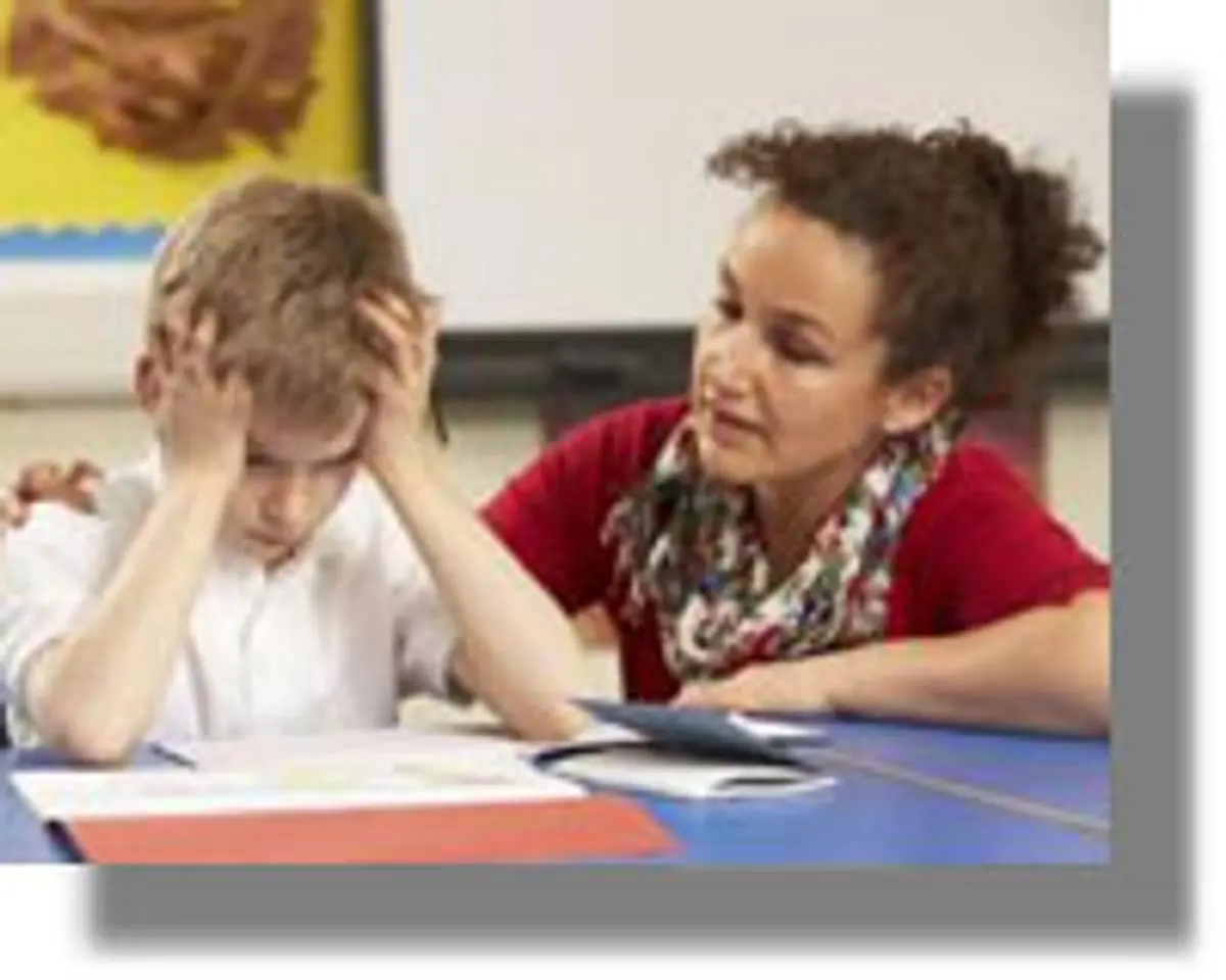 Καθηγητές που εργάζονται σε σχολεία της Λέρου και δημόσιοι υπάλληλοι κάνουν ιδιαίτερα μαθήματα – Ιδιοκτήτης φροντιστηρίου καταγγέλλει στο Leros News!