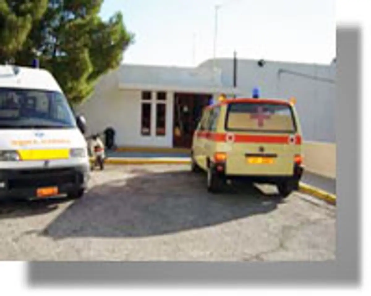 Κ.Υ. ΠΑΤΜΟΥ: Στήνονται από το πρωί να γράψουν φάρμακα και φεύγουν γιατί δεν υπάρχει γιατρός να τα γράψει...