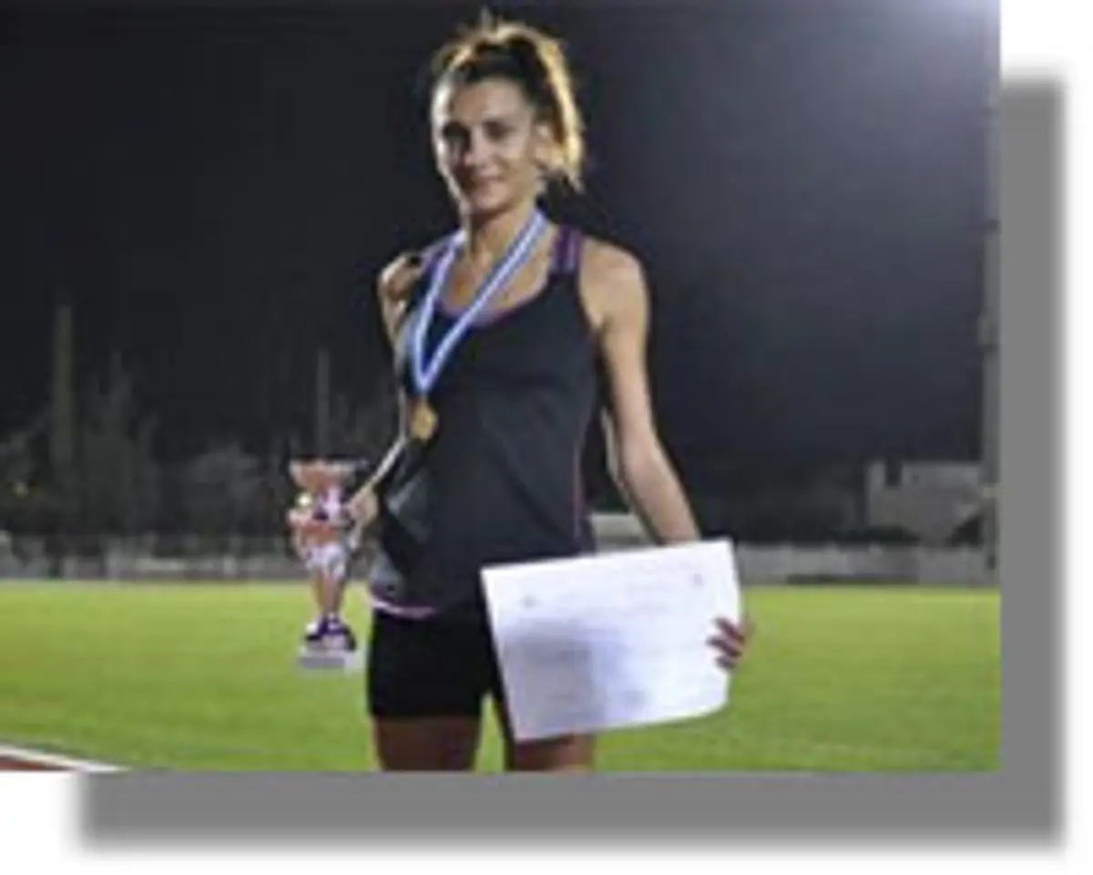 1η θέση και χρυσό μετάλλιο για την Ουρανία Ρεμπούλη!