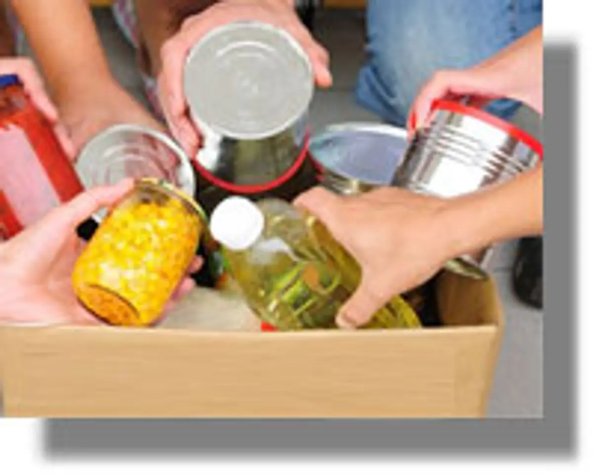 Συγκέντρωση τροφίμων και ειδών ένδυσης - υπόδησης από τον Δήμο Λέρου