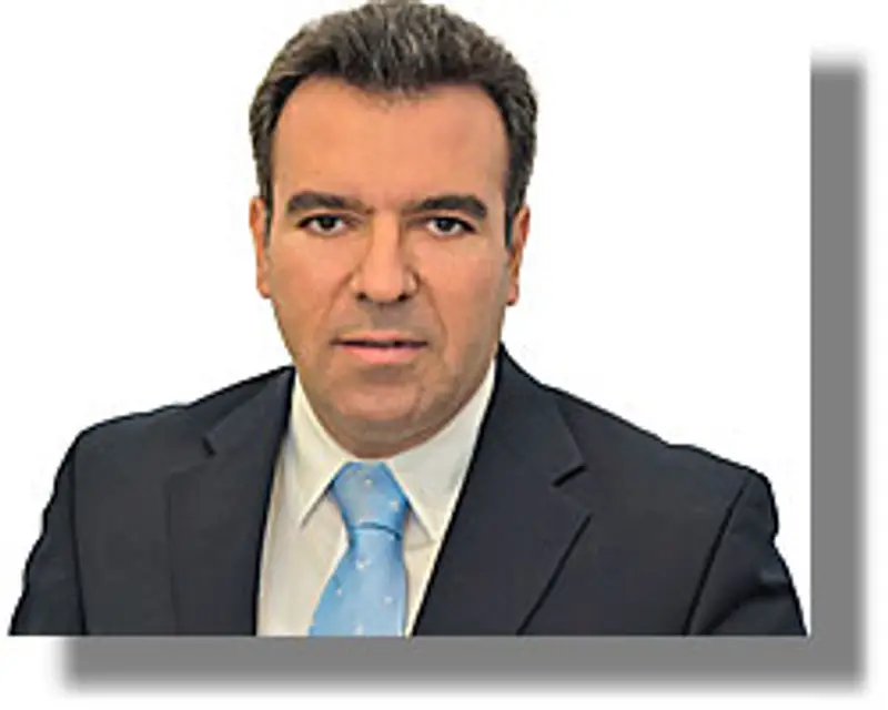 Κόνσολας Μανος