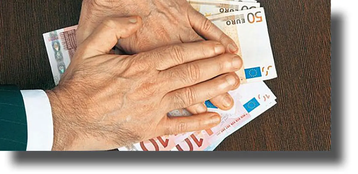 Προεόρτια στάσης πληρωμών…