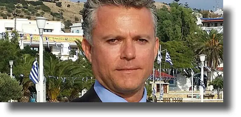Δήμαρχος Λειψών: “Η ράμπα θα κατασκευαστεί” – Κατηγορεί τον Λιμενάρχη για εμπάθεια και εμμονή στο πρόσωπό του