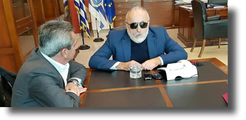 Συνάντηση Περιφερειάρχη με Κουρουμπλή – Σαντορινιό