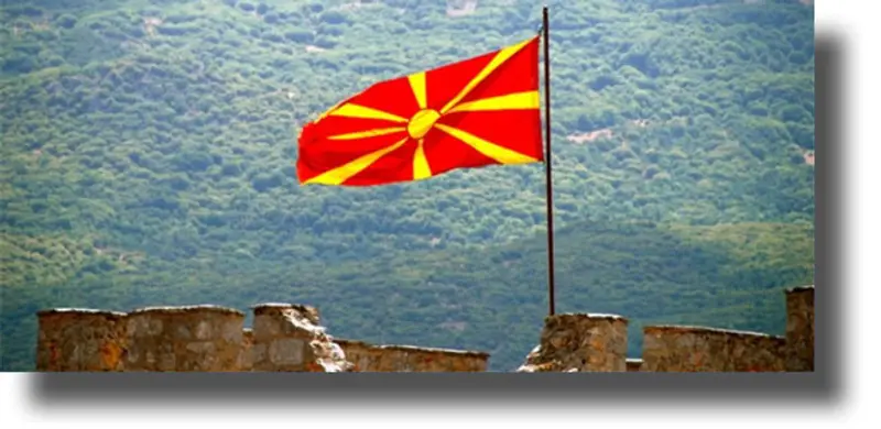 «Βόμβα» από πρώην επικεφαλής της CIA: Έρχονται αλλαγές συνόρων στα Βαλκάνια