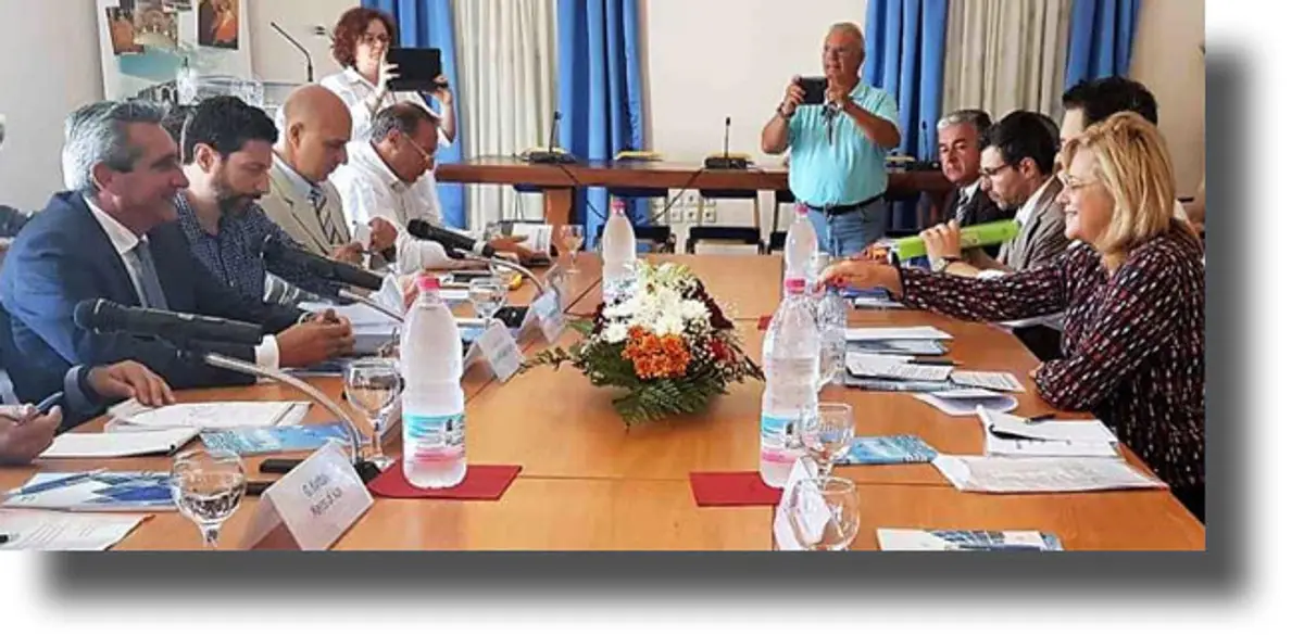 ΛΕΡΟΣ: Συνάντηση Περιφερειάρχη με την Επίτροπο Περιφερειακής Πολιτικής της ΕΕ