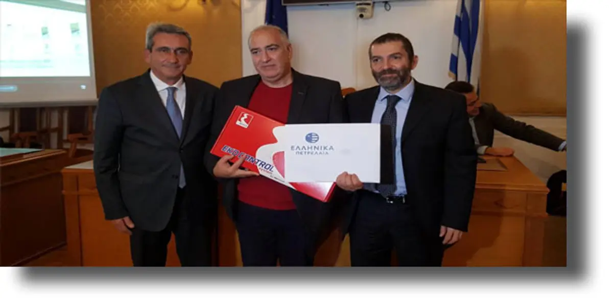 ΛΕΡΟΣ: Δωρεά 2.000 λίτρων πετρελαίου θέρμανσης στο Μπελλένειο Γυμνάσιο