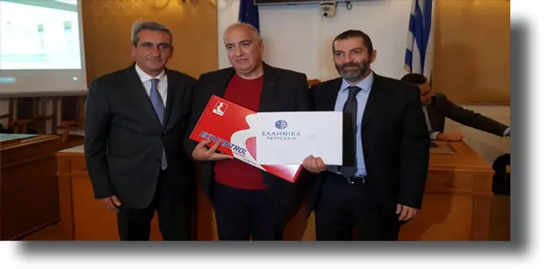 ΛΕΡΟΣ: Δωρεά 2.000 λίτρων πετρελαίου θέρμανσης στο Μπελλένειο Γυμνάσιο