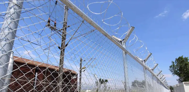 Πρόσφυγες και μετανάστες στο έλεος της Μαφίας
