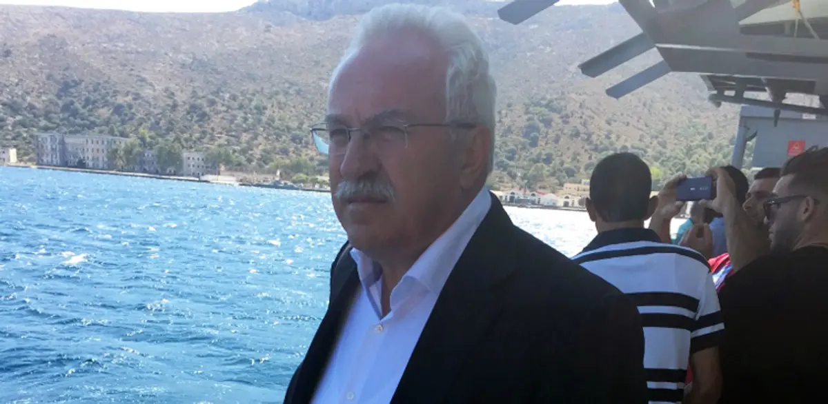 Δημήτρης Γάκης από Λέρο: «Τιμούμε τους αγώνες για ειρήνη και ανεξαρτησία οραματιζόμενοι ένα καλύτερο μέλλον για τη Χώρα μας»