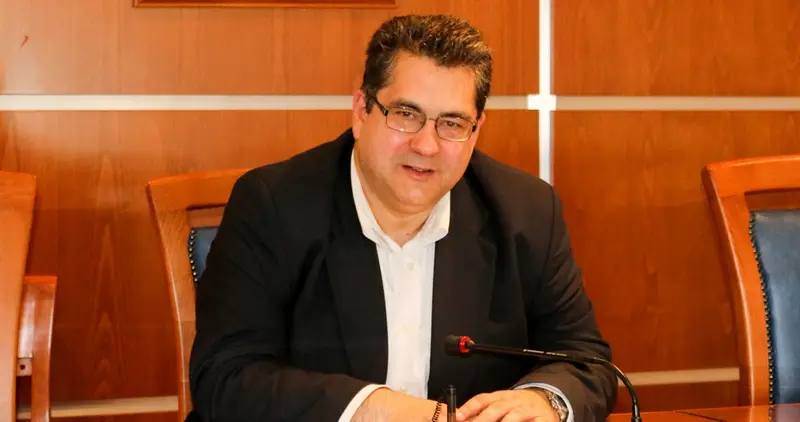 kokkinos xaralampos