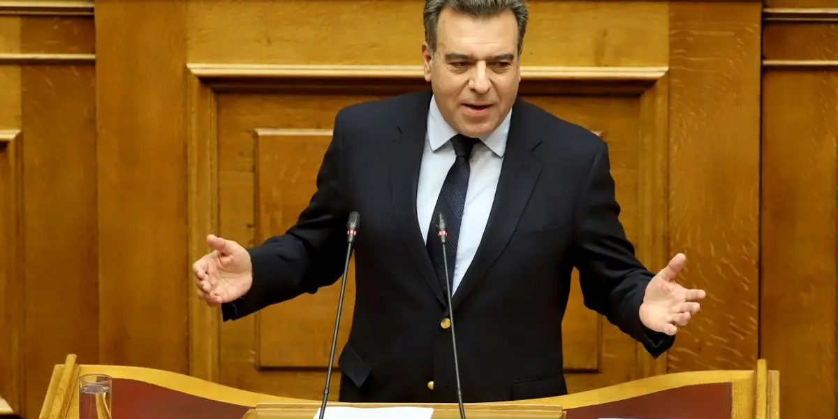 konsolas manos