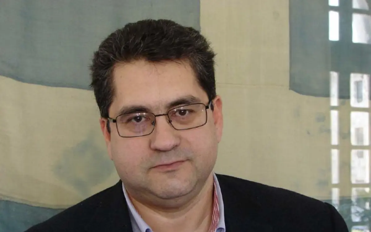 ΧΑΡΑΛΑΜΠΟΣ ΚΟΚΚΙΝΟΣ: «Να λειτουργησει σε μόνιμη βάση πλωτή υγειονομική μονάδα στις Κυκλάδες και τα Δωδεκανησα μας»