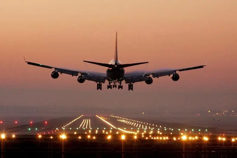 Ανοιγμα Διεθνών πτήσεων: Με 89.560 αφίξεις, ξένοι τουρίστες εγκαινίασαν τα 5 διεθνή αεροδρόμια του Νοτίου Αιγαίου