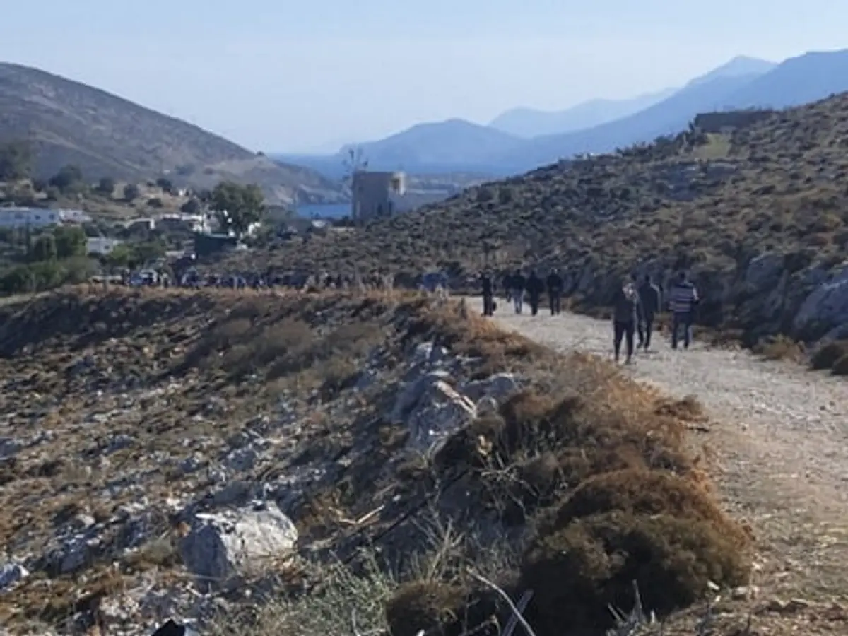 ΛΕΡΟΣ-ΔΕΛΤΙΟ ΤΥΠΟΥ – Ολοκληρώθηκε η συγκέντρωση διαμαρτυρίας για την αποτροπή κατασκευής της νέας δομής προσφύγων-μεταναστών.