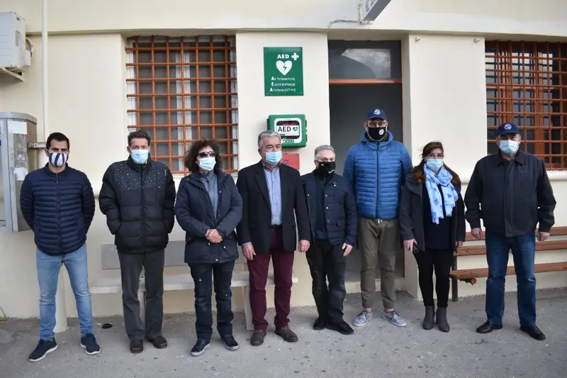 Λέρος: Eγκατάσταση ενός ακόμα Αυτόματου Εξωτερικού Απινιδωτή από την Ομάδα Έρευνας και Διάσωσης