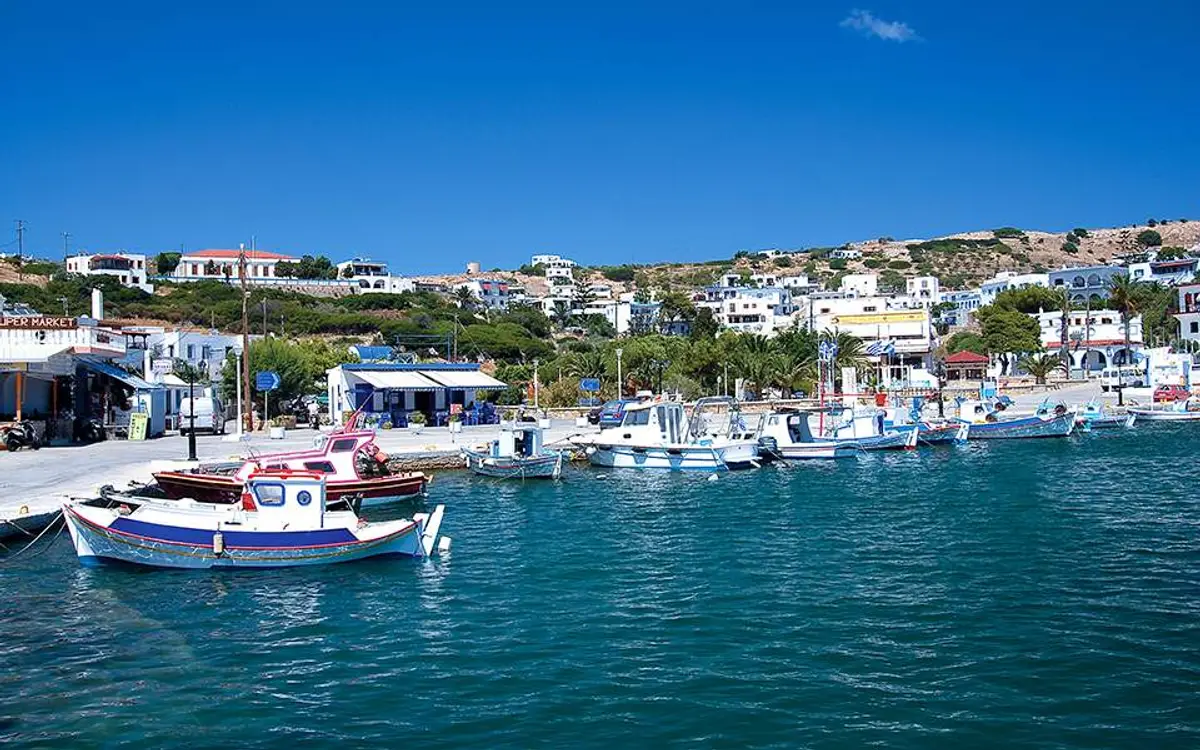Λειψοί: Ιστιοφόρο προσάραξε σε βραχονησίδα – Σώοι οι 7 επιβάτες