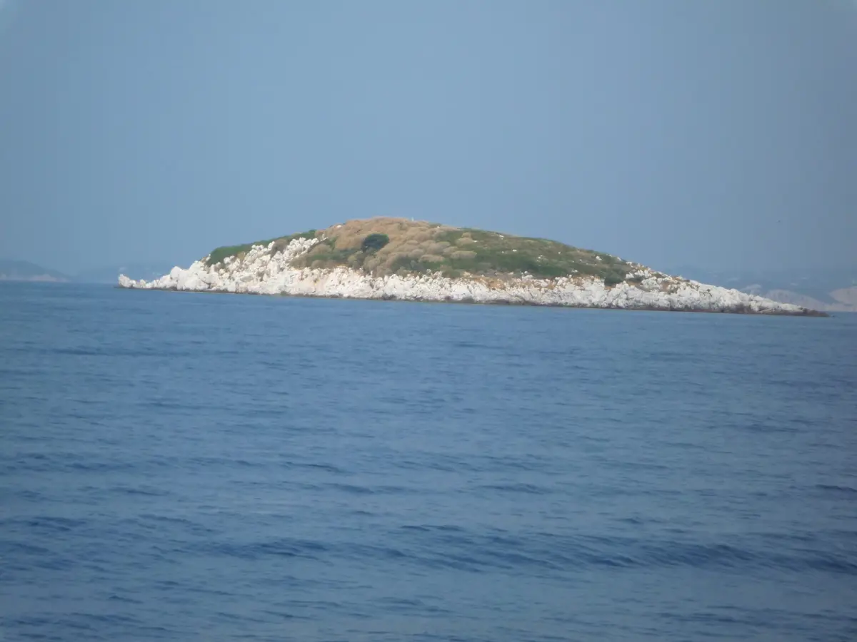 Tουρκική πρόκληση στα Ίμια: Μέλη της Ακτοφυλακής απείλησαν με πολυβόλο Καλύμνιους ψαράδες