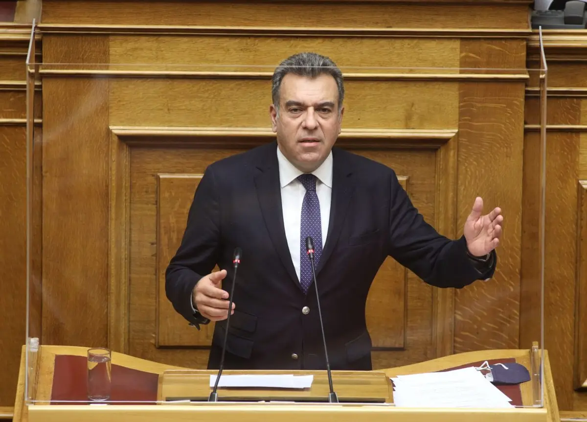 Ομιλία του Μάνου Κόνσολα στη Βουλή με προτάσεις στήριξης των εργαζομένων στον τουρισμό και των επιχειρήσεων στην εστίαση και στον τουρισμό
