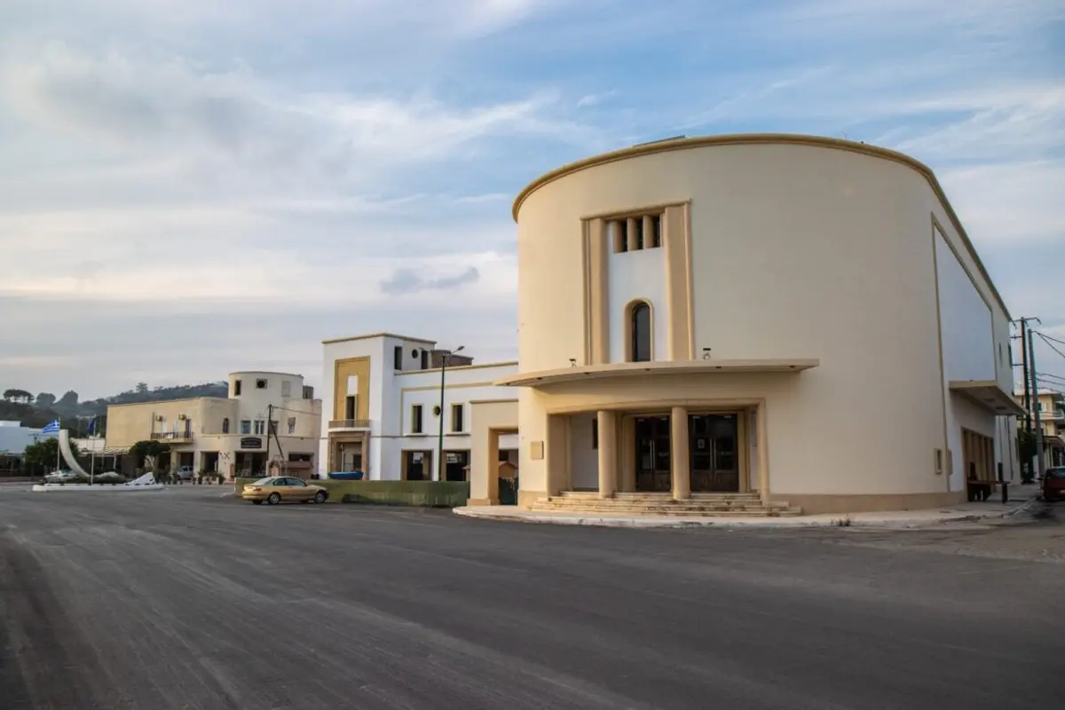 ΧΡΗΜΑΤΟΔΟΤΗΣΗ ΠΡΩΗΝ ΞΕΝΟΔΟΧΕΙΟΥ «ΛΕΡΟΣ» ΣΤΟ ΛΑΚΚΙ ΑΠΟ ΤΟ ΥΠΟΥΡΓΕΙΟ ΠΟΛΙΤΙΣΜΟΥ