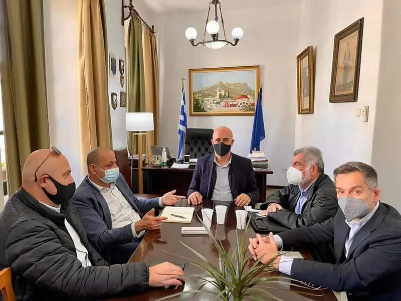 ΕΠΙΣΚΕΨΗ ΤΟΥ ΒΟΥΛΕΥΤΗ ΔΩΔ/ΣΟΥ ΝΕΚΤΑΡΙΟΥ ΣΑΝΤΟΡΙΝΙΟΥ ΣΤΟ ΔΗΜΑΡΧΟ ΛΕΡΟΥ