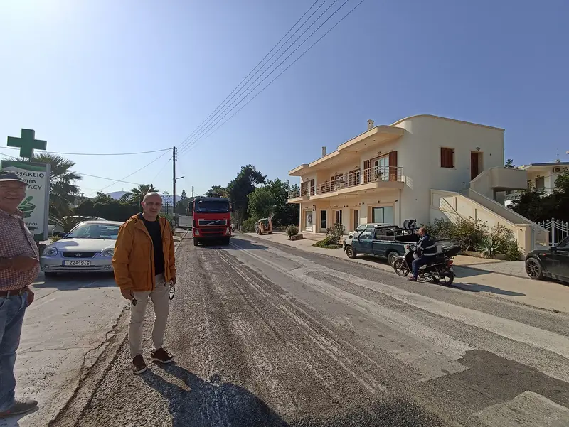 Λέρος: Ξεκίνησαν οι ασφαλτοστρώσεις του επαρχιακού οδικού δικτύου
