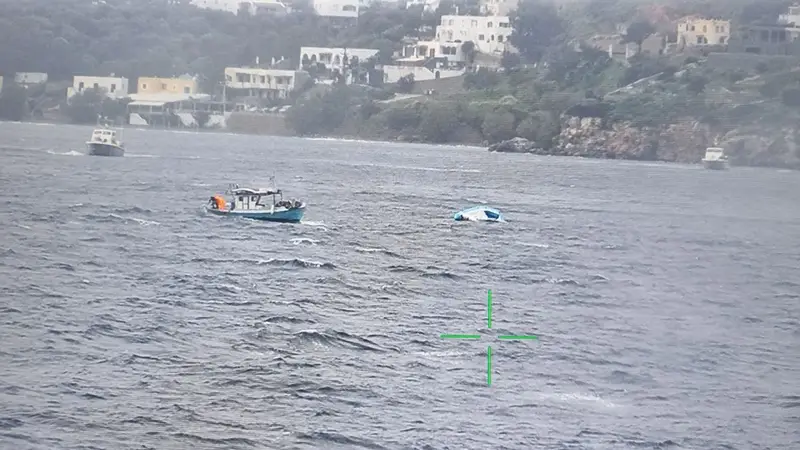 Λέρος: Σε εξέλιξη η επιχείρηση έρευνας και διάσωσης αλλοδαπών