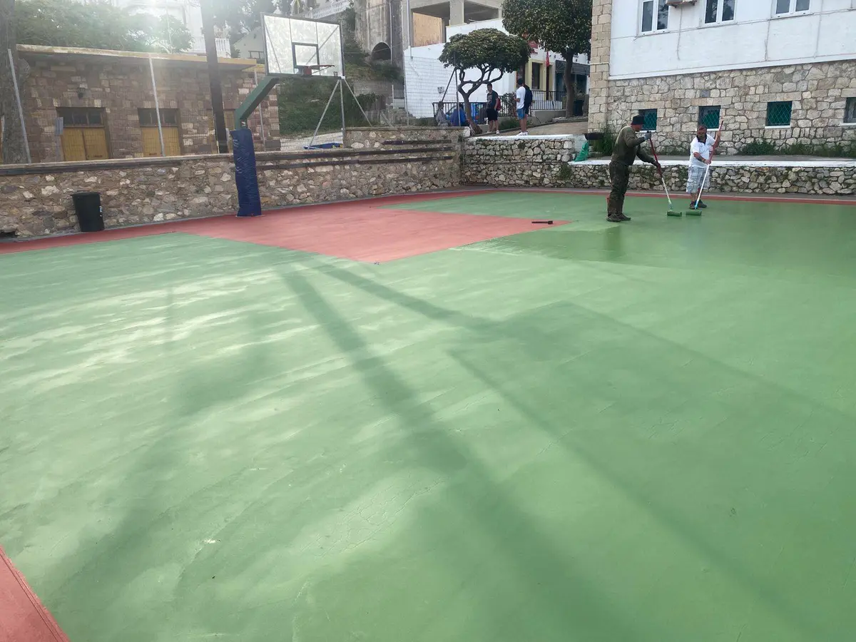 Λέρος: Συνεχίζονται πυρετωδώς οι εργασίες ανακατασκευής του γηπέδου «Μιλτιάδης Παπαντωνάκης»