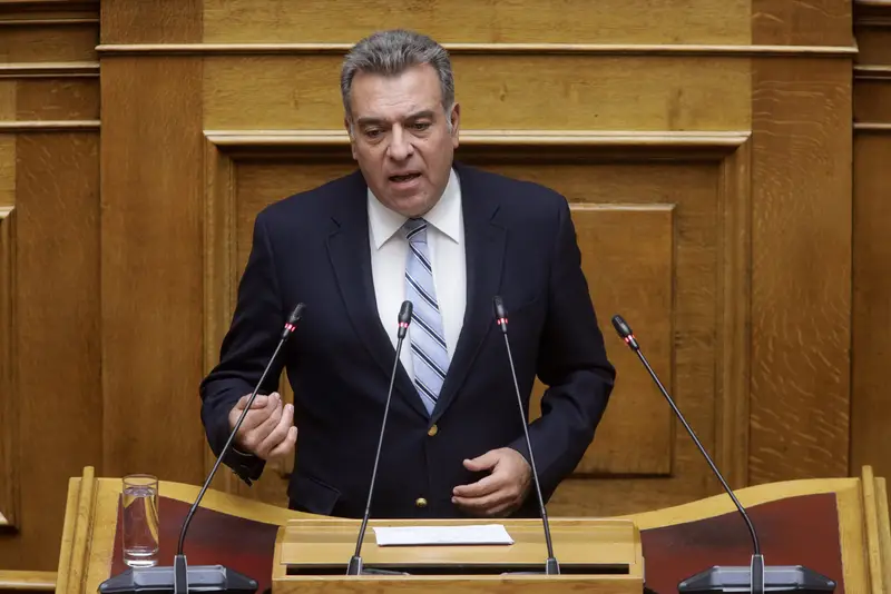 Δύο νέες προτάσεις του Μάνου Κόνσολα για τη στήριξη των μικρών επιχειρήσεων στην Πάτμο