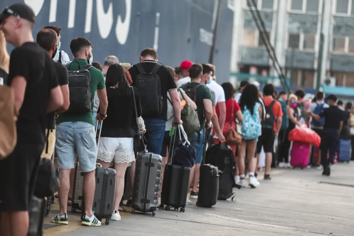 Τα δρομολόγια πλοίων από και προς Πειραιά από 18 έως 24 Μαΐου 2026