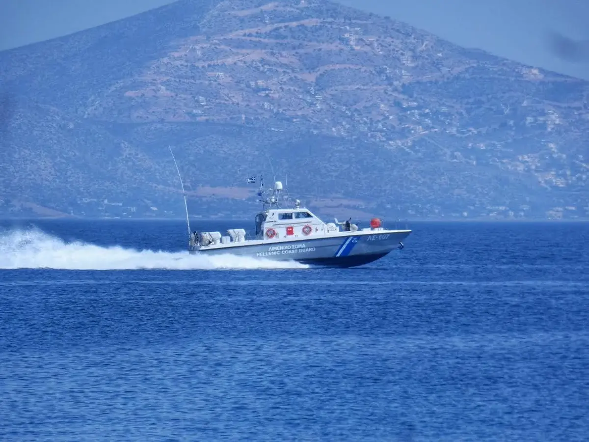 Λέρος: Εντοπισμός και διάσωση 31 αλλοδαπών και σύλληψη του διακινητή τους μετά από καταδίωξη