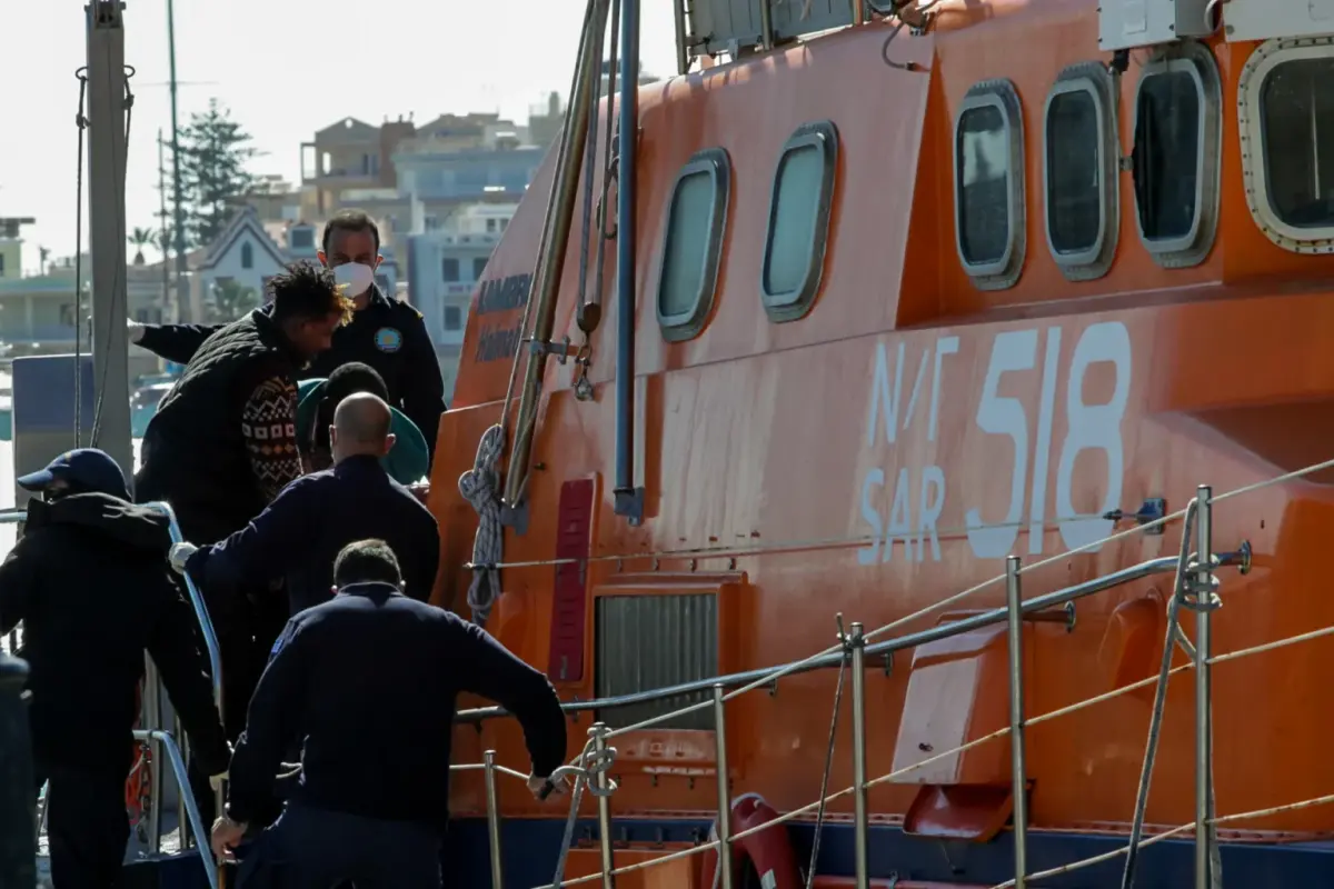 Αγαθονήσι: Συνελήφθη 20χρονος διακινητής -Οδήγησε στον θάνατο μία γυναίκα