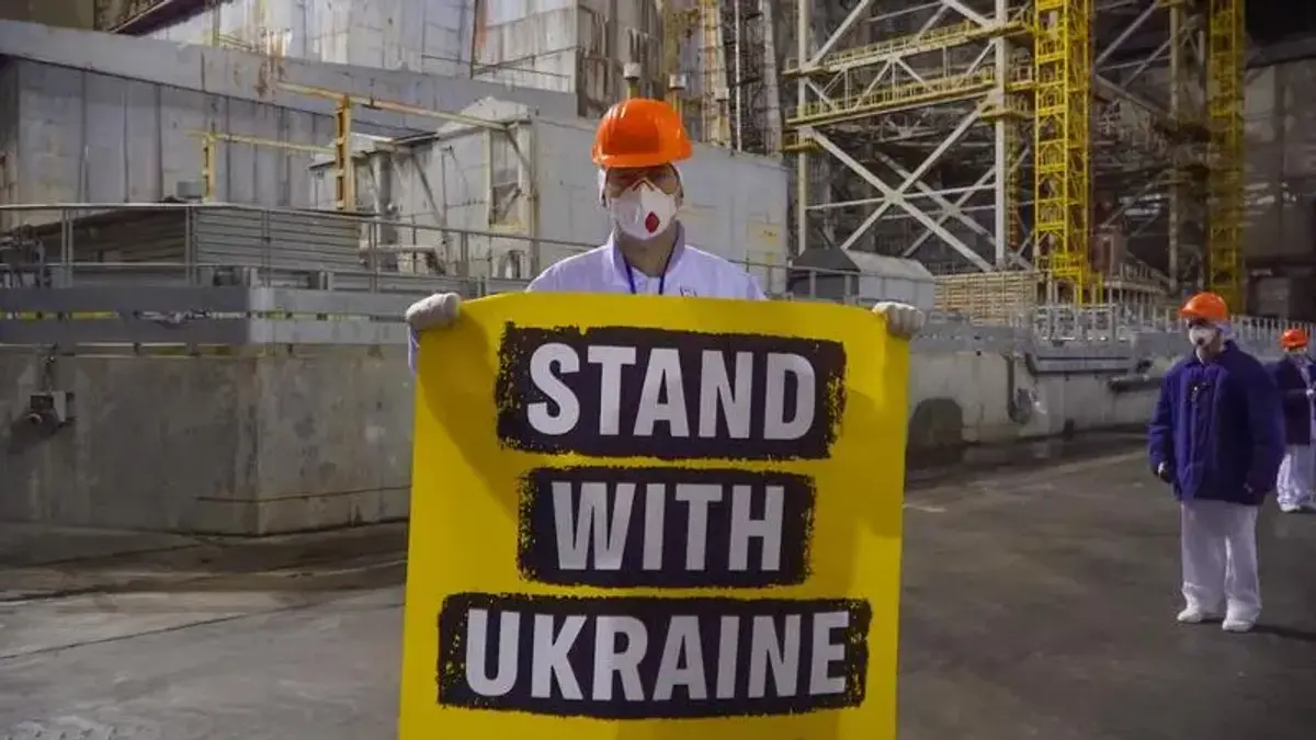Η Greenpeace προειδοποιεί: 40 χρόνια μετά το ατύχημα του Τσερνόμπιλ, η πυρηνική ενέργεια είναι το ίδιο επικίνδυνη
