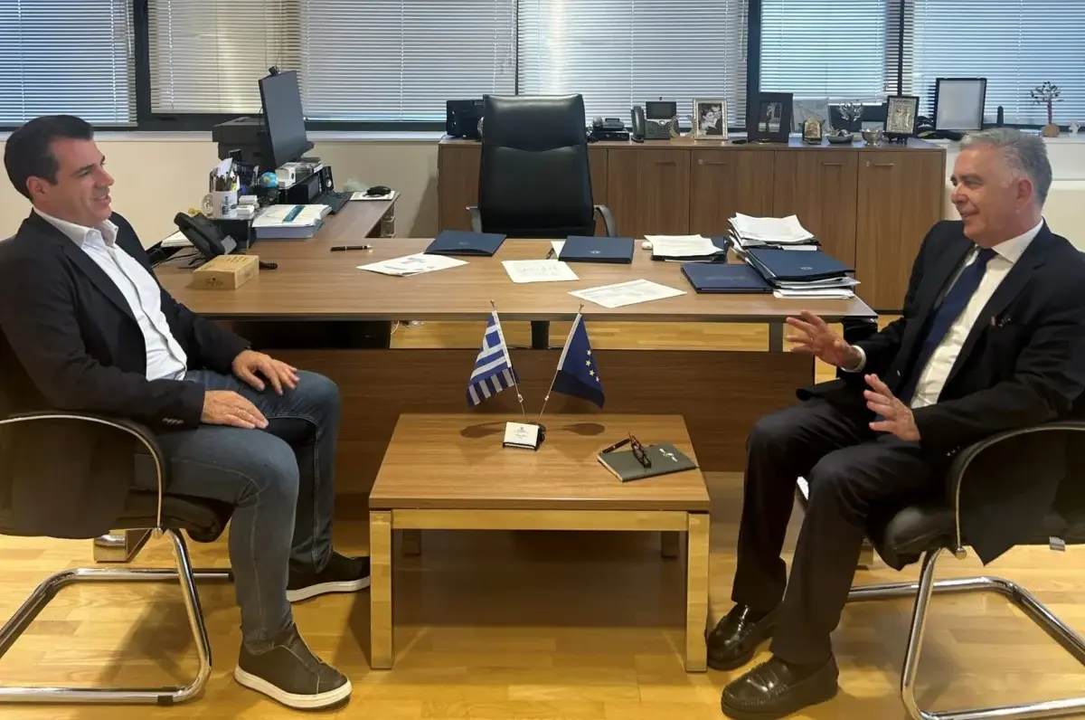 Συνάντηση Βασίλη Υψηλάντη με τον Υπουργό Μετανάστευσης και Ασύλου Θάνο Πλεύρη