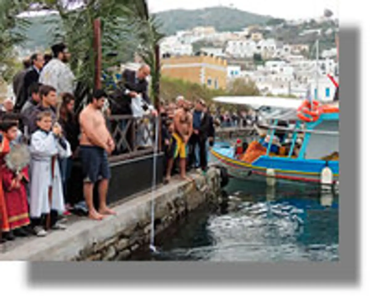 Ο αγιασμός των υδάτων στη Λέρο