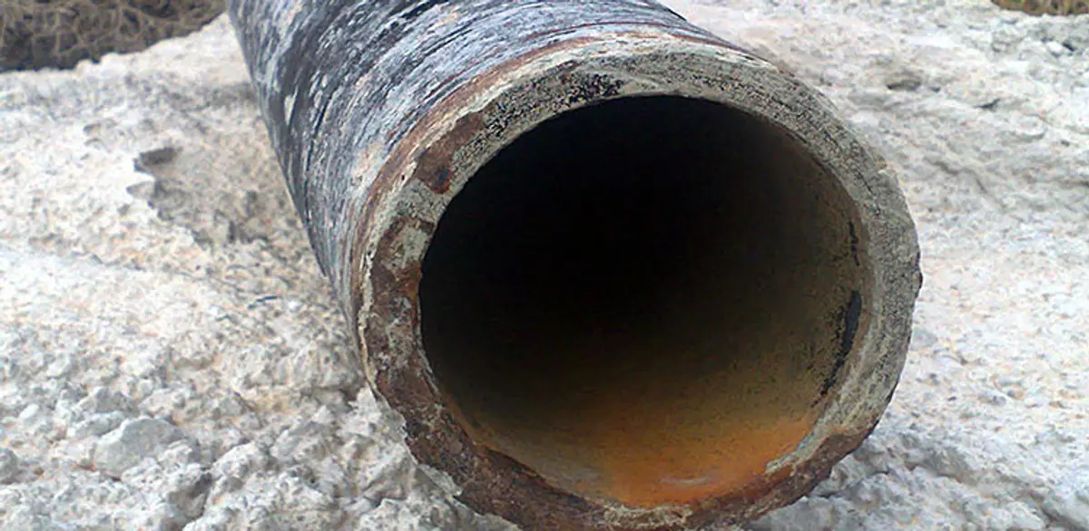 Κατάργηση τμημάτων δικτύων ύδρευσης από αμιαντοσωλήνα στα Άλιντα και στο Παντέλι