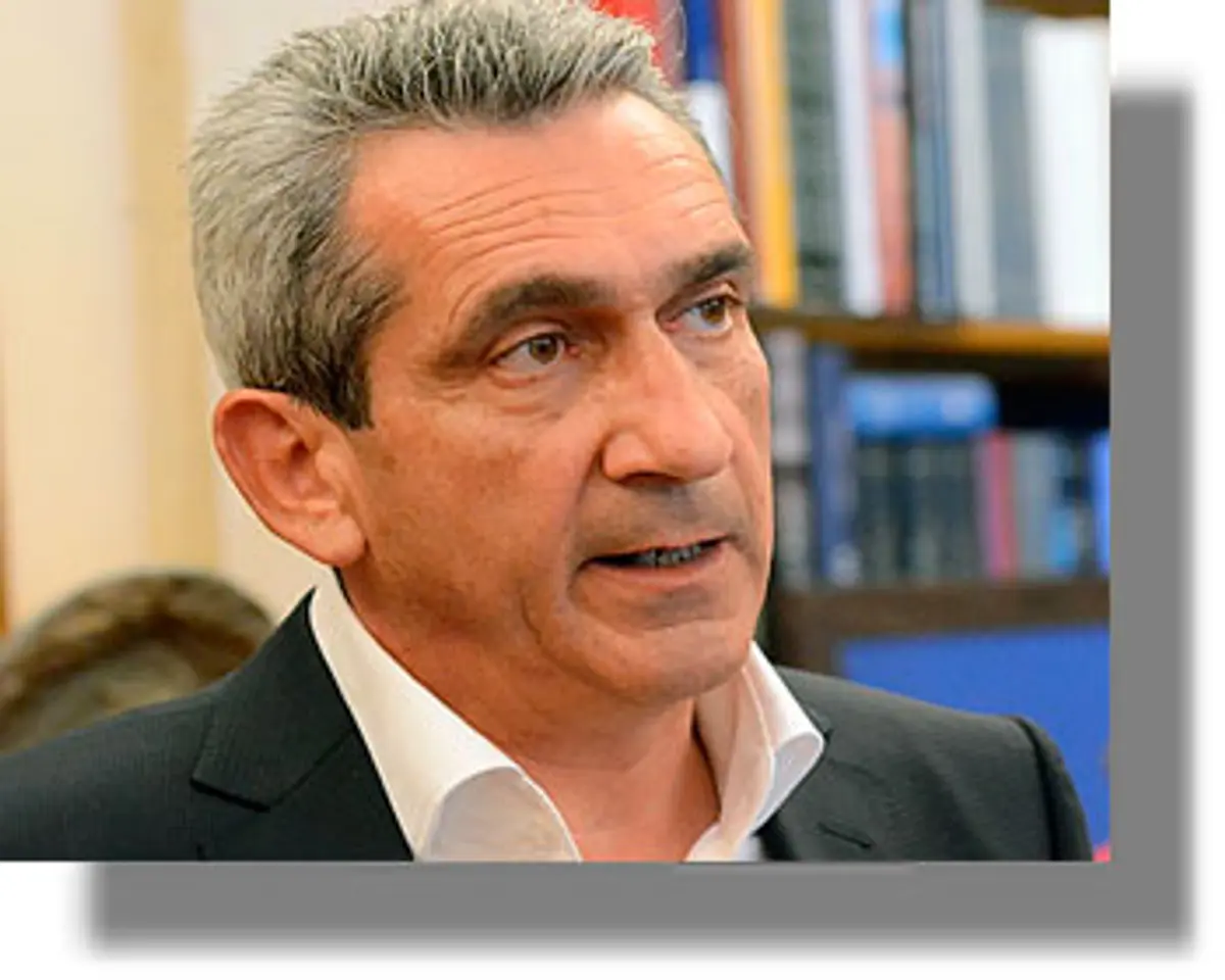 Γ. Χατζημάρκος: Εθνική ντροπή το ρεκόρ κλειστών σχολείων στη νησιωτική Ελλάδα