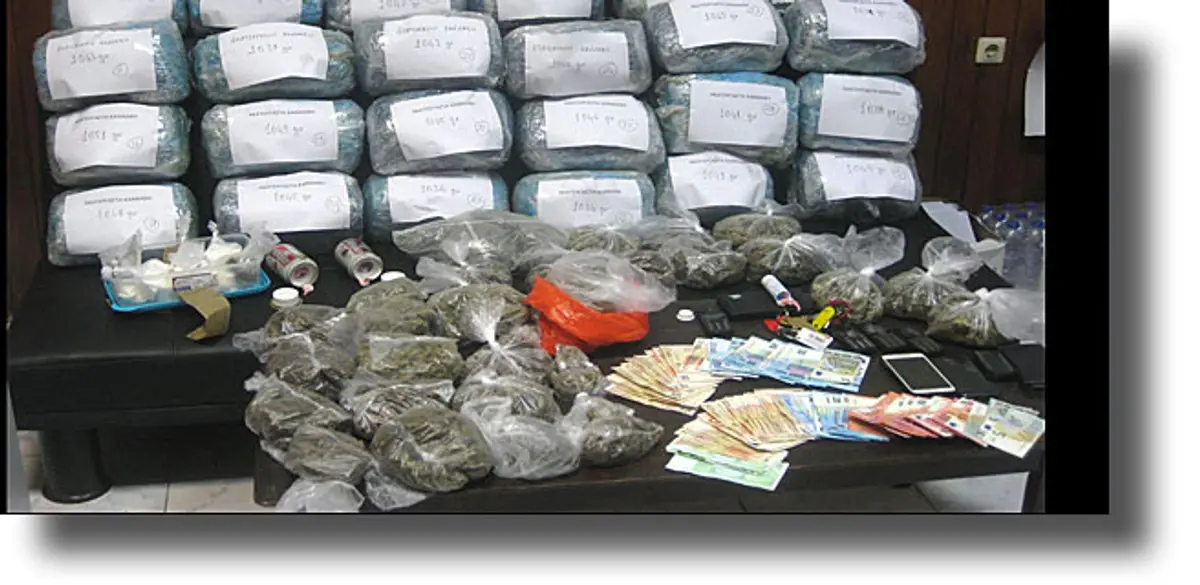 ΚΩΣ: Εξαρθρώθηκε κύκλωμα που εμπορεύονταν μεγάλες ποσότητες ναρκωτικών