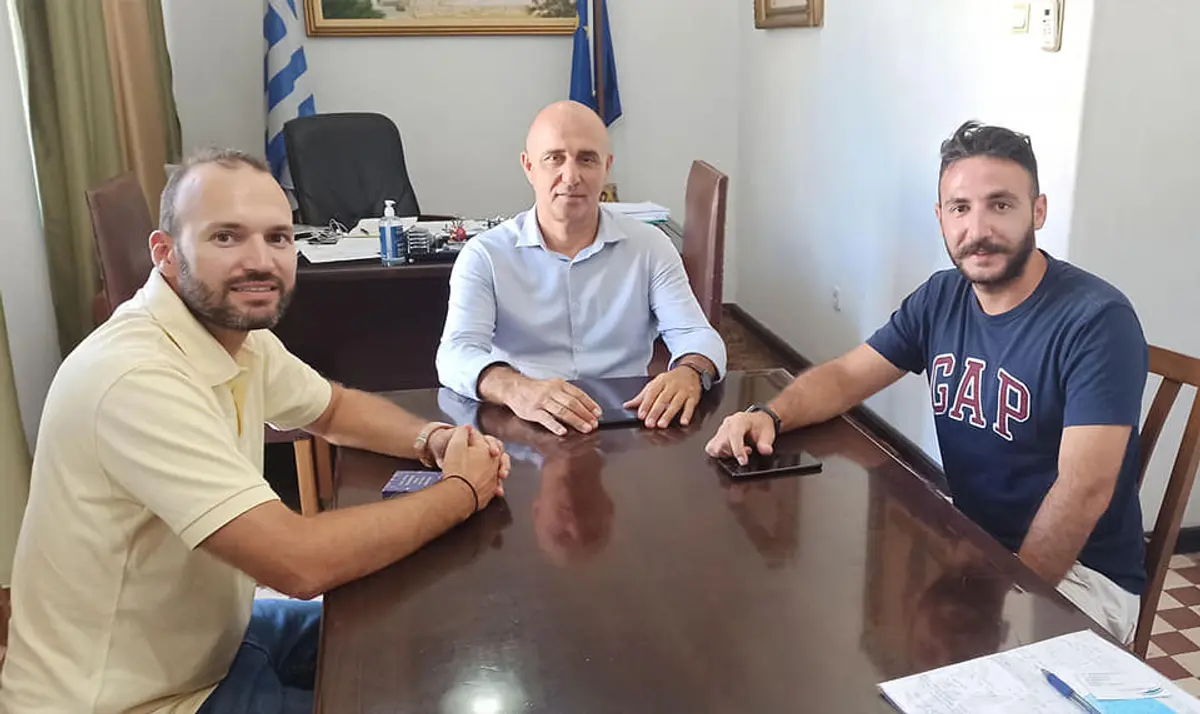 Λέρος: Συνάντηση Δημάρχου Λέρου για το Υδατοδρόμιο