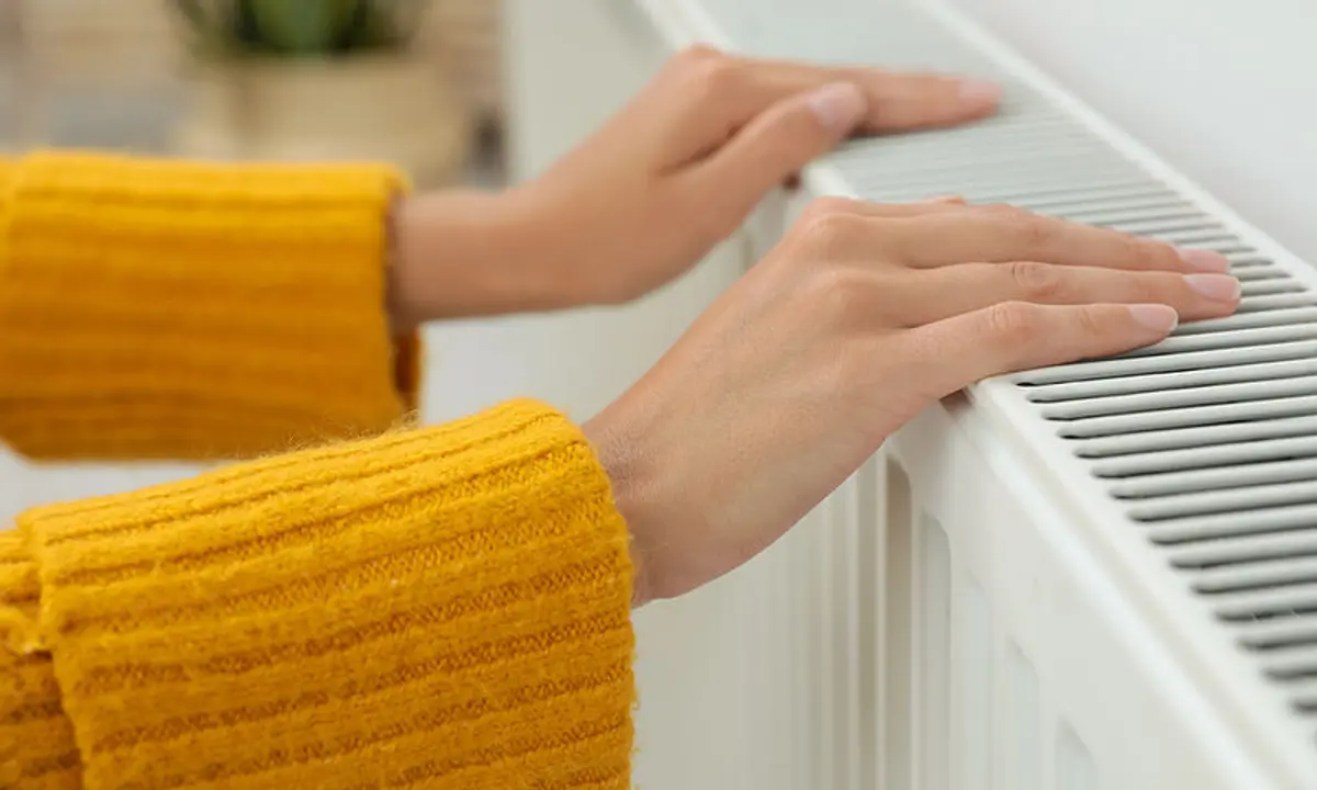 Παγωμένα δάχτυλα: Ποιες παθήσεις υποδεικνύει το σύμπτωμα