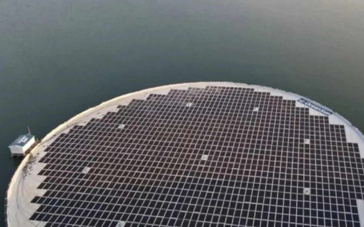 Συμφωνία για πλωτό φωτοβολταϊκό σε Ελλάδα και Κύπρο