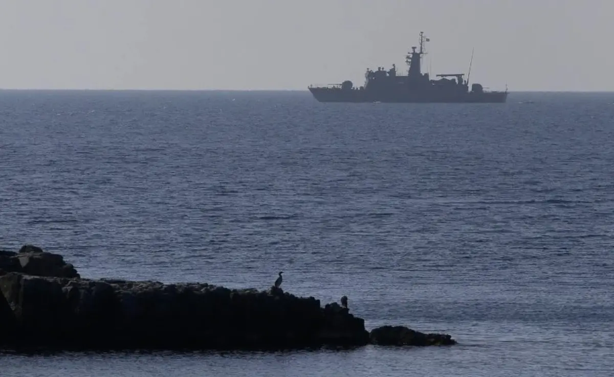 Τουρκική ακταιωρός προκαλεί στο Φαρμακονήσι – Με τα όπλα στα χέρια οι Τούρκοι