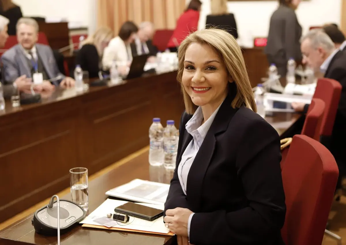 Συγχαρητήριο μήνυμα Μίκας Ιατρίδη στην Ράνια Ρεμπούλη για την κατάκτηση της τρίτης θέσης στον 39ο Αυθεντικό Μαραθώνιο της Αθήνας