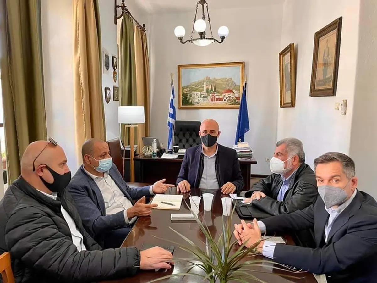 ΕΠΙΣΚΕΨΗ ΤΟΥ ΒΟΥΛΕΥΤΗ ΔΩΔ/ΣΟΥ ΝΕΚΤΑΡΙΟΥ ΣΑΝΤΟΡΙΝΙΟΥ ΣΤΟ ΔΗΜΑΡΧΟ ΛΕΡΟΥ