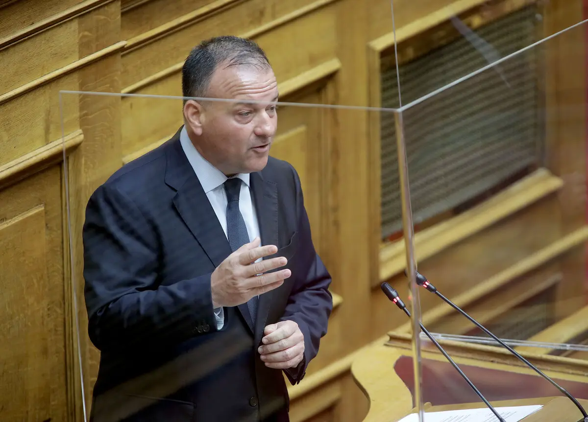 Η παρέμβαση του Ιωάννη Παππά για την ενίσχυση των νησιωτικών ερασιτεχνικών αθλητικών σωματείων