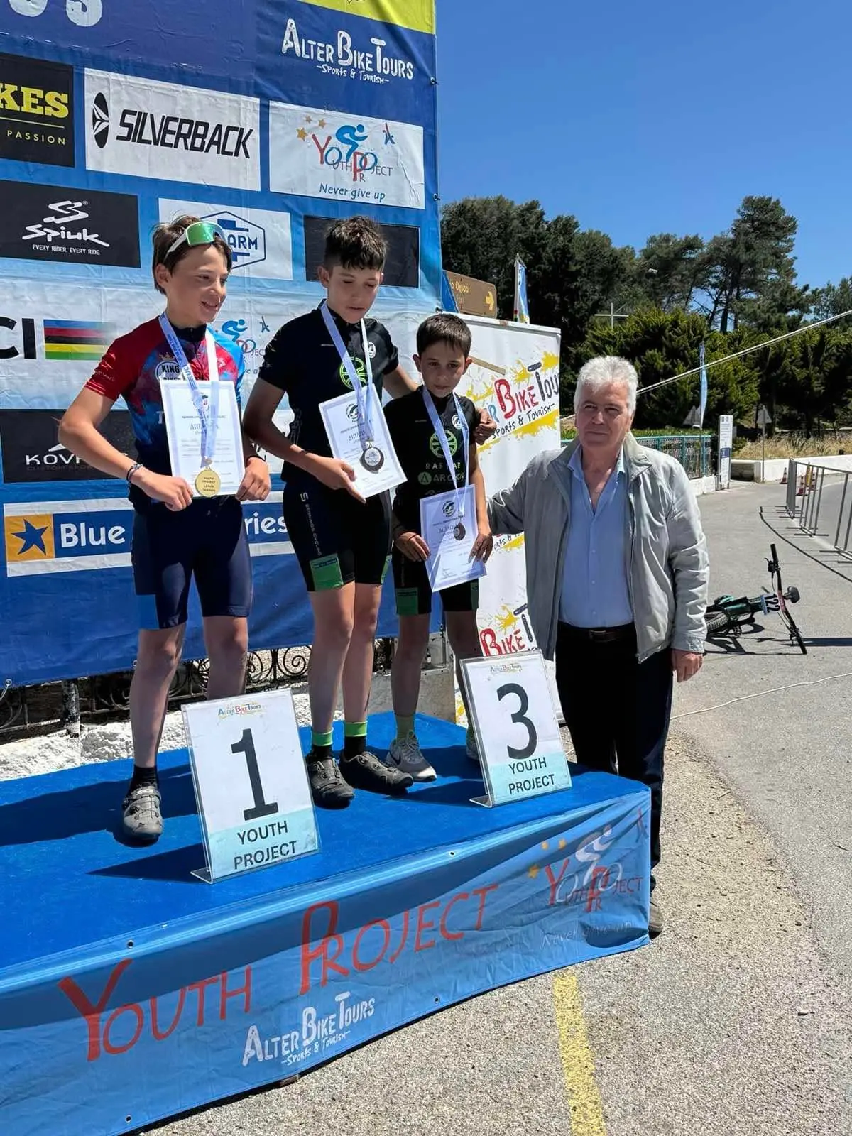 Λέρος: Με επιτυχία διεξήχθη ο επίσημος αγώνας ποδηλασίας βουνού Leros mtb race -YOUTH PROJECT