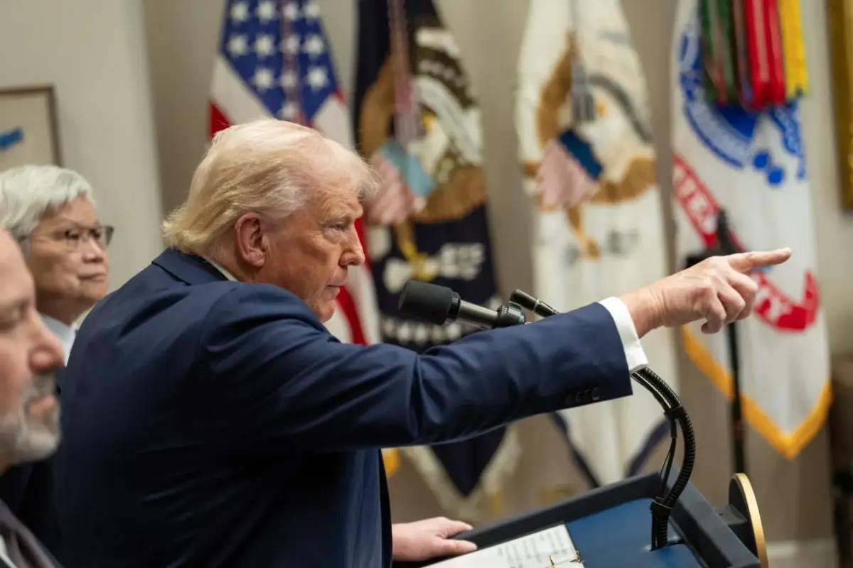 Συμφωνία-βόμβα Τραμπ για Γροιλανδία και Αρκτική – Άμυνα και ορυκτά στο επίκεντρο